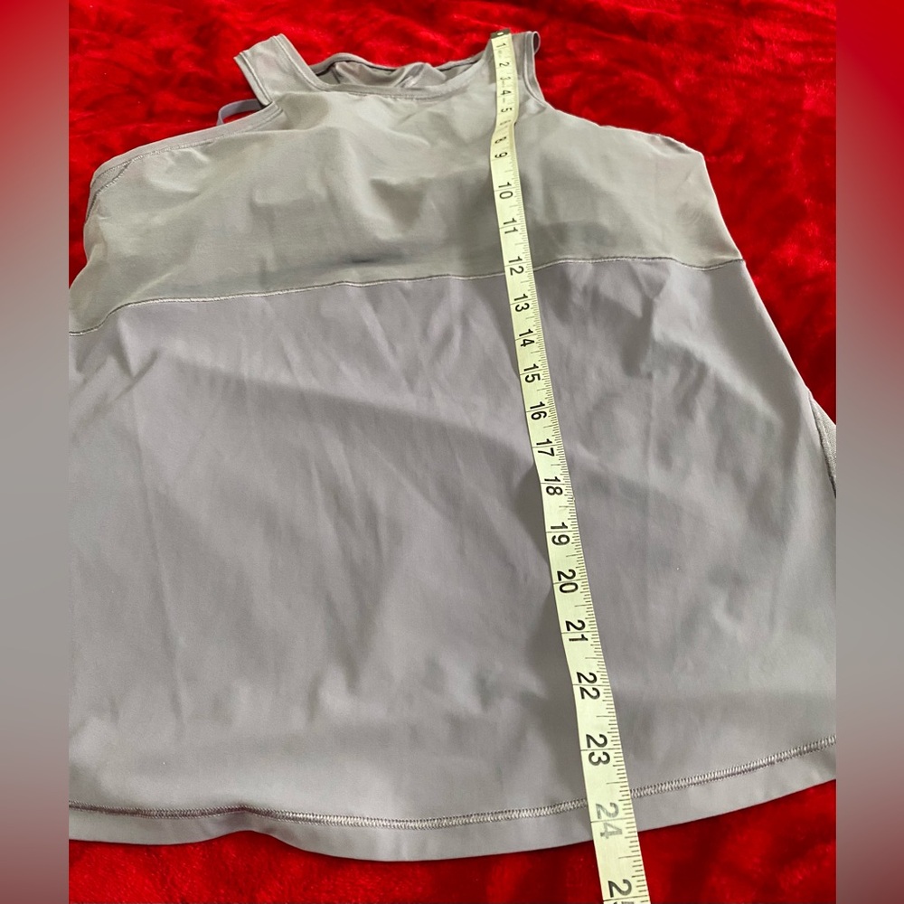 Sexy lululemon tank top built in bra mesh details size 10 Lavender Grey PERFECT - Picture 5 of 9